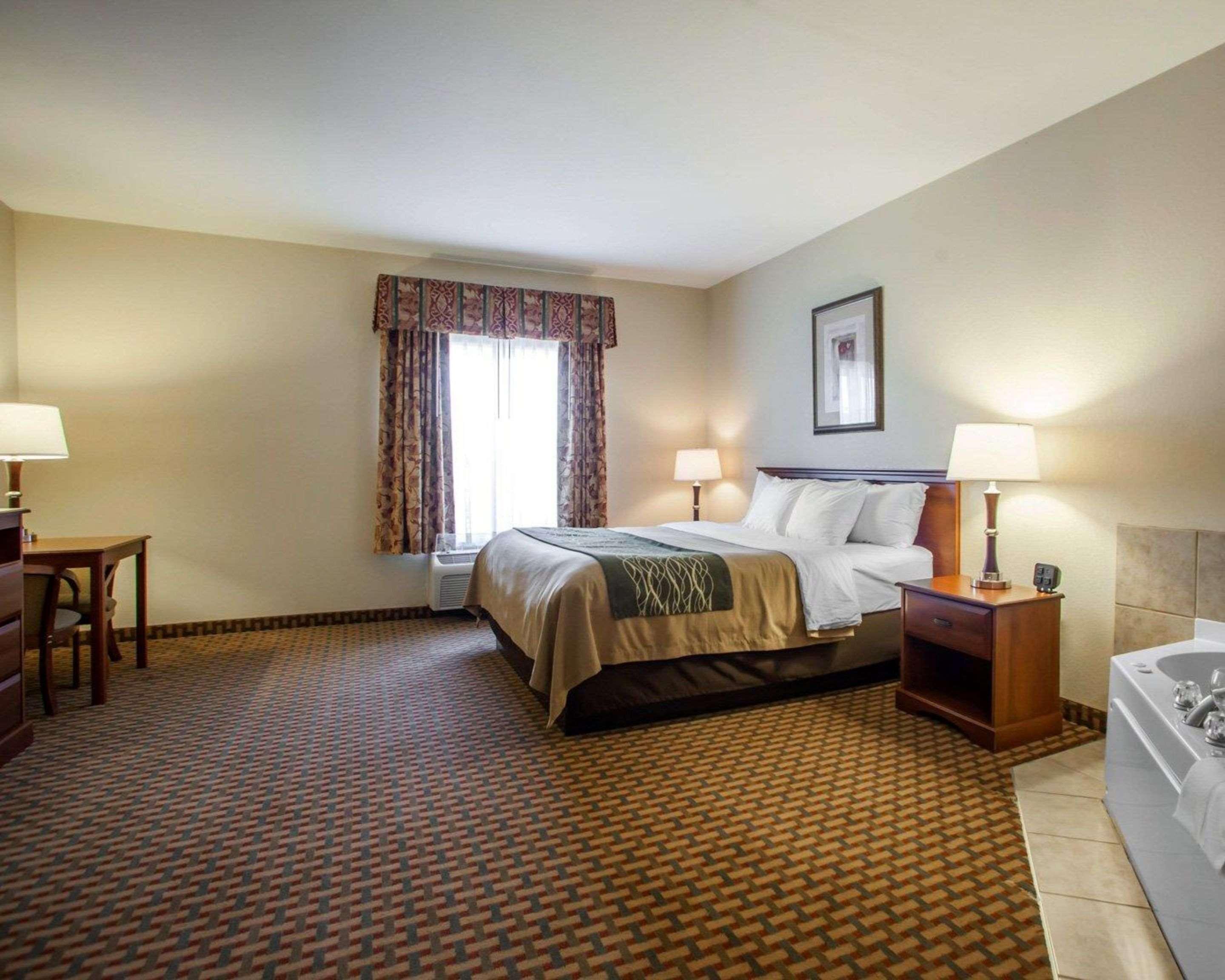 Comfort Inn & Suites Harrisonville Exteriér fotografie