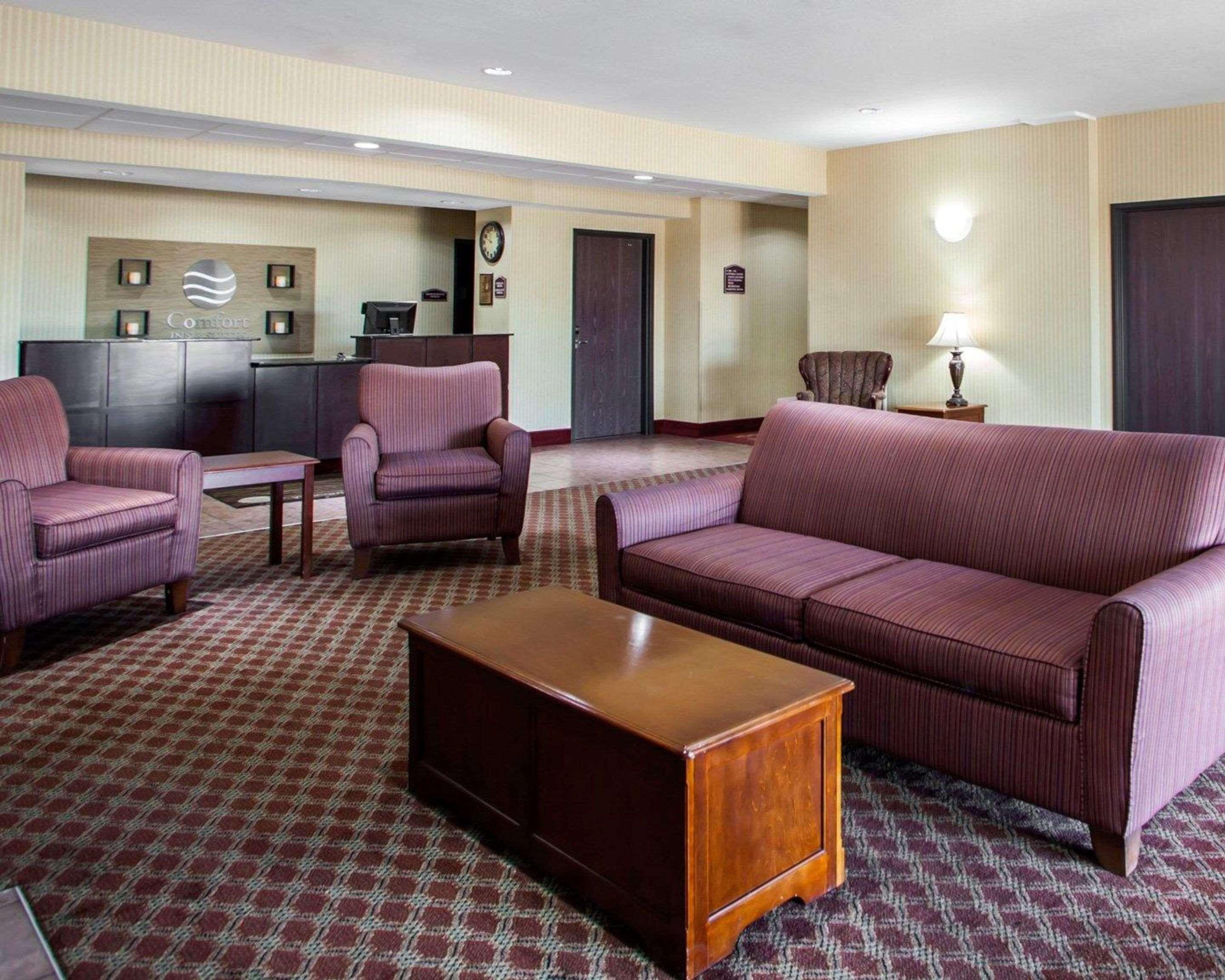 Comfort Inn & Suites Harrisonville Exteriér fotografie