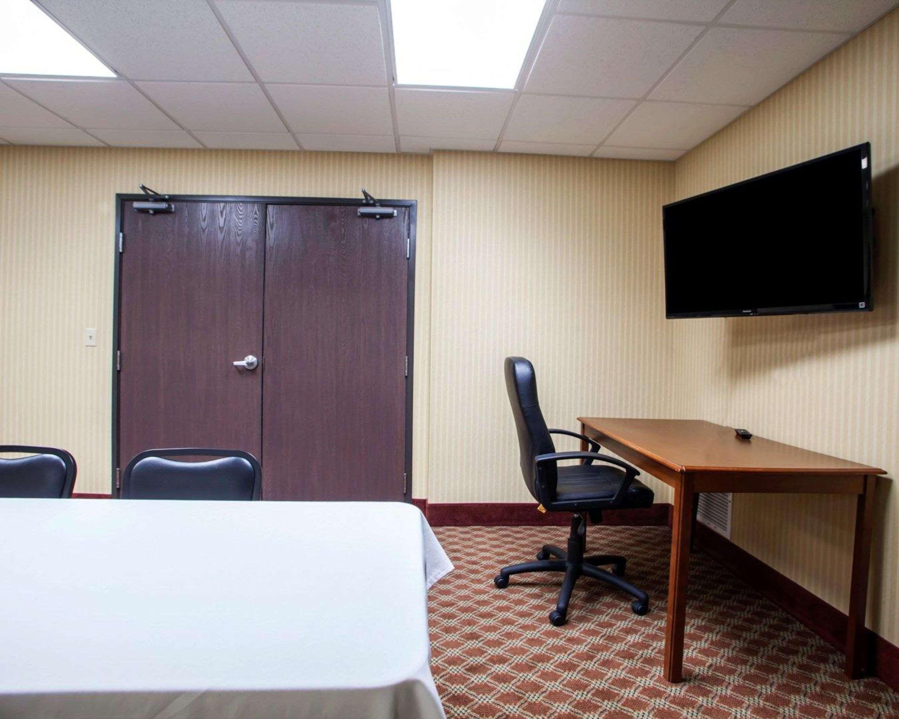 Comfort Inn & Suites Harrisonville Exteriér fotografie